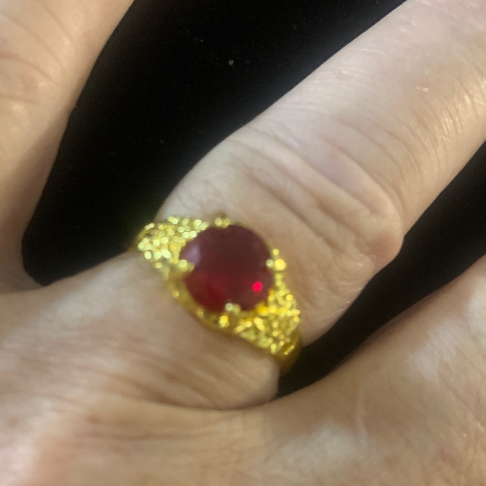 Elegant Gold and Red Gemstone Ring Bogo